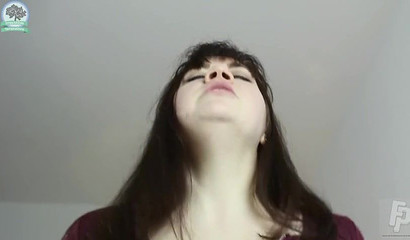 Milf step mom takes a huge creampie