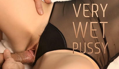 Quick Creampie In The Morning - Very Wet Pussy Closeup