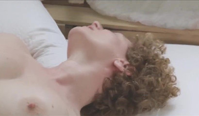 Curvaceous MILF Mercè Palau worshipping an uncut cock