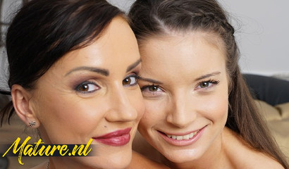 Elen Million gets seduced by her lesbian stepdaughter