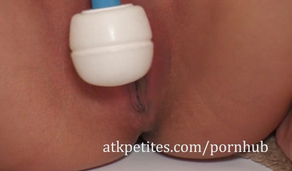 Petite Asian Rosemary Radeva loves her Hitachi on her clit