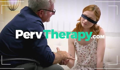 Desperate milf gets her juicy pussy penetrated