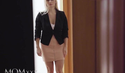 Teen Ariela Donovan MILF Lily Joy in a threesome